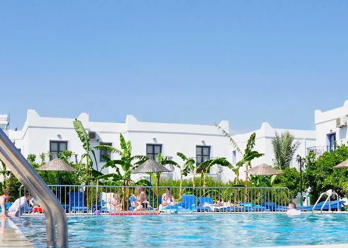 Ξενοδοχείο με διαμερίσματα Dilek 2*